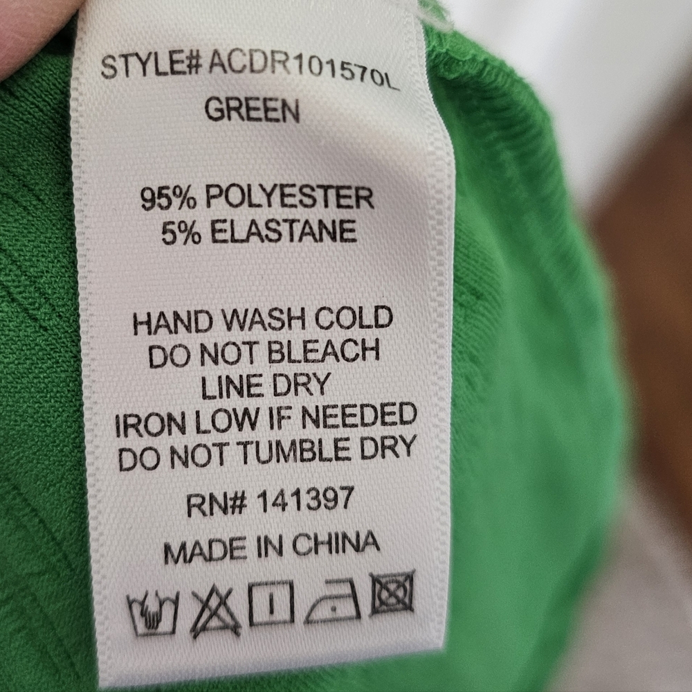 ASTR the Label, Green Textured Midi Dress - Elegant Women's Dress, Size S - Picture 7 of 9